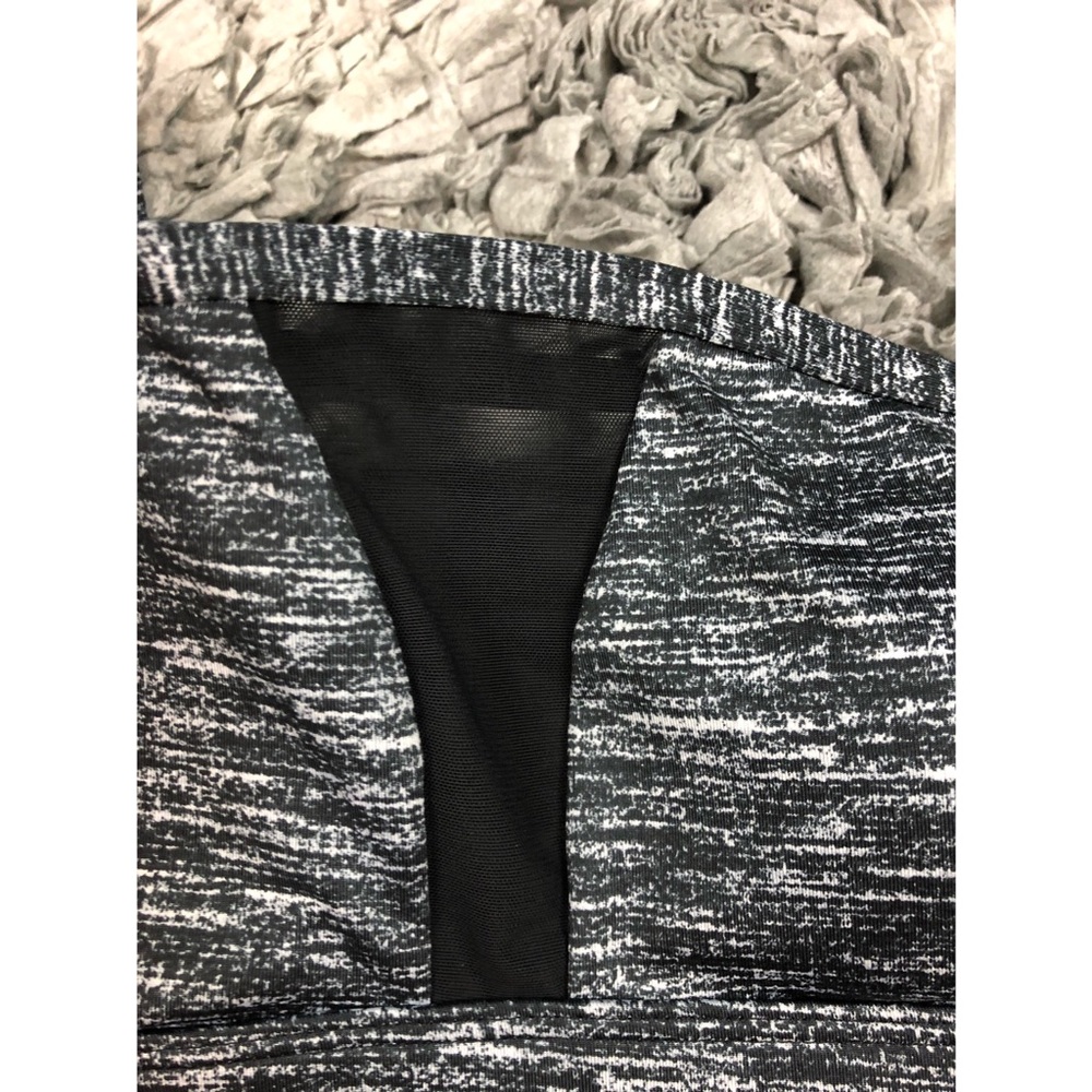 NWT Victorias secret sports bra - Picture 2 of 4